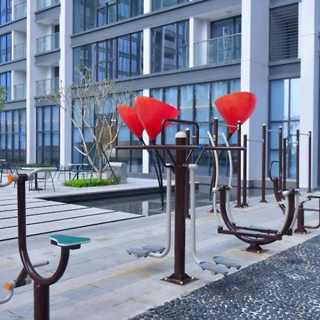 Luxury Apartment In Vinhomes Metropolis Hanoi Bagian luar foto