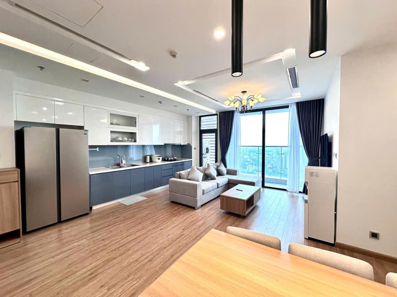 Luxury Apartment In Vinhomes Metropolis Hanoi Bagian luar foto