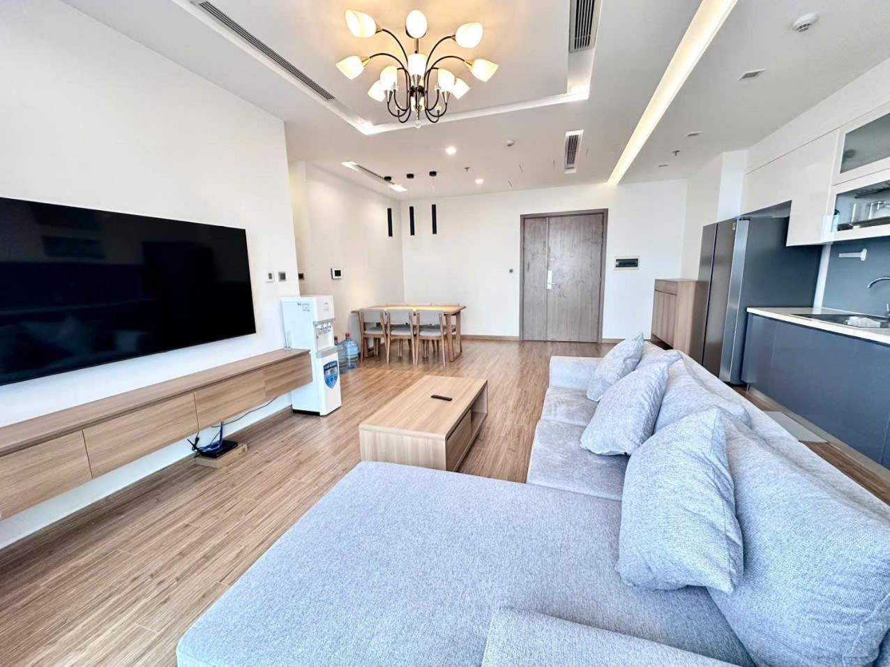 Luxury Apartment In Vinhomes Metropolis Hanoi Bagian luar foto