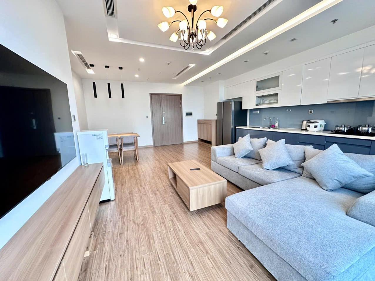 Luxury Apartment In Vinhomes Metropolis Hanoi Bagian luar foto