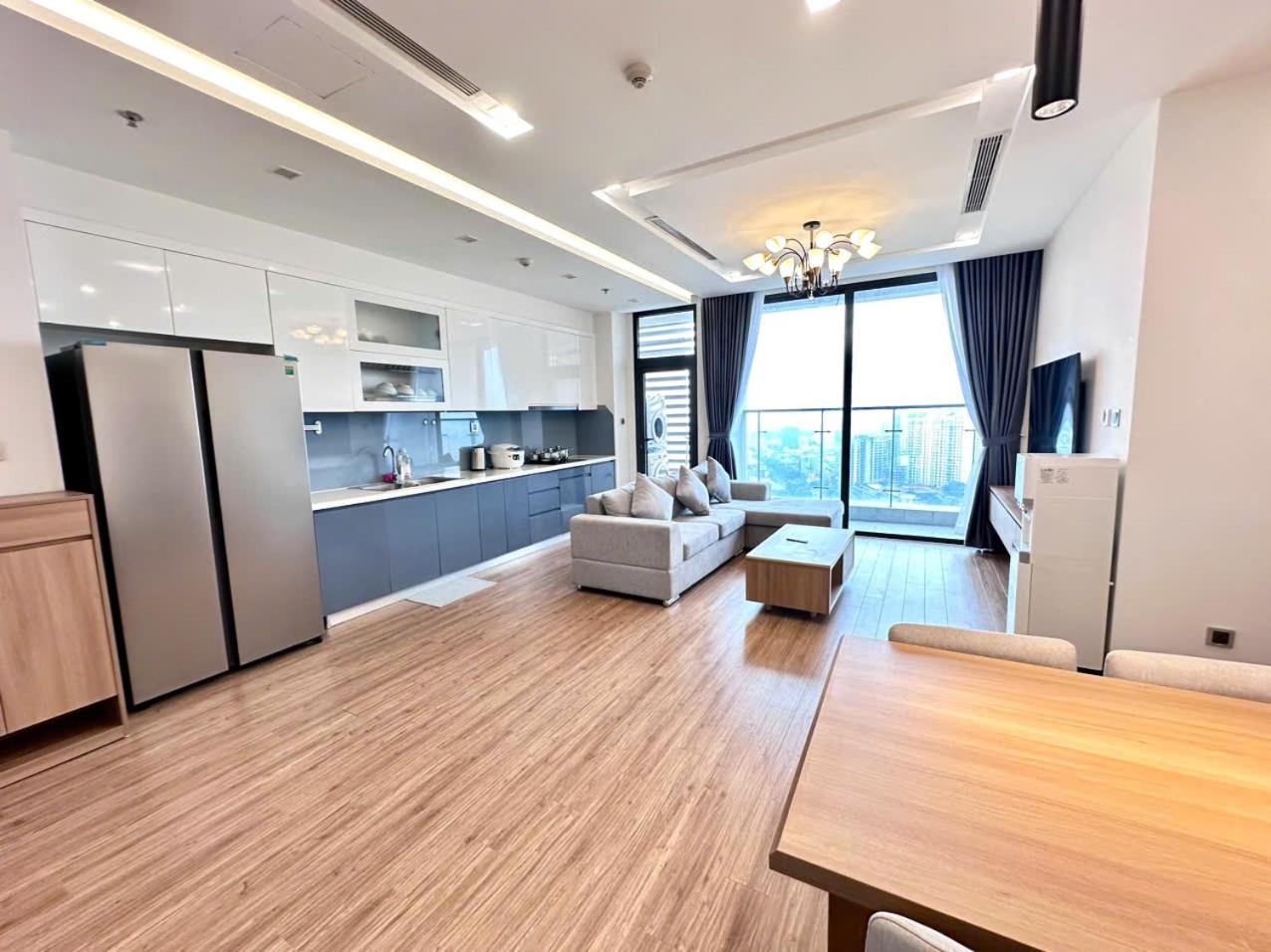 Luxury Apartment In Vinhomes Metropolis Hanoi Bagian luar foto