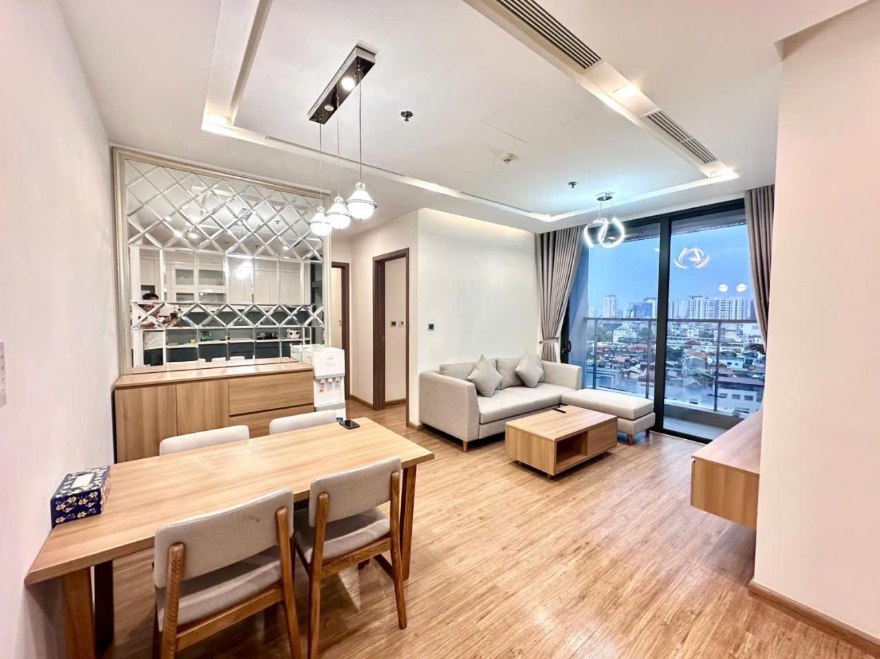 Luxury Apartment In Vinhomes Metropolis Hanoi Bagian luar foto