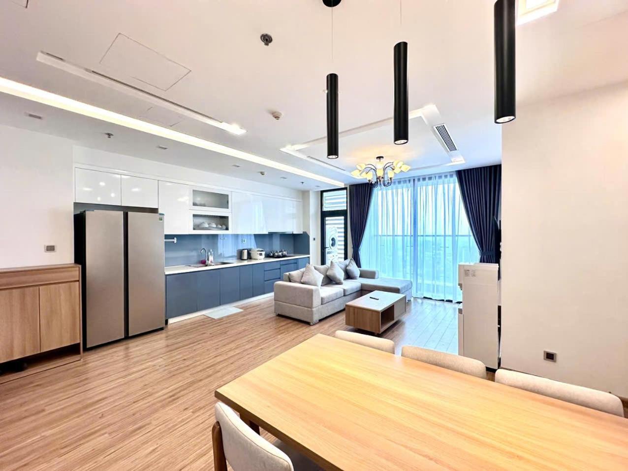 Luxury Apartment In Vinhomes Metropolis Hanoi Bagian luar foto