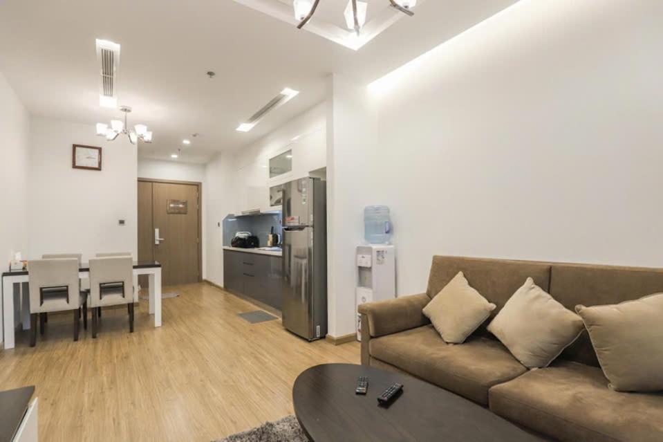 Luxury Apartment In Vinhomes Metropolis Hanoi Bagian luar foto