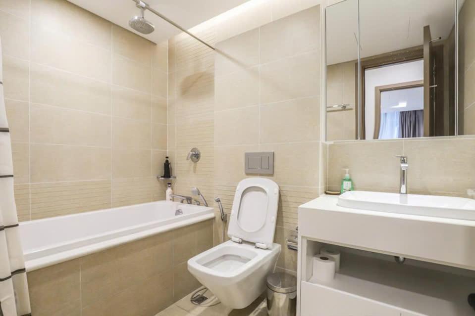 Luxury Apartment In Vinhomes Metropolis Hanoi Bagian luar foto